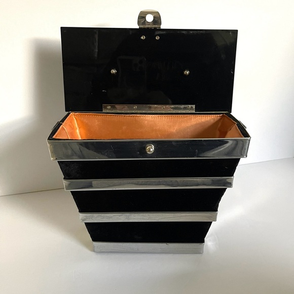 Vintage 1950s chrome, black lucite & velvet Dorset Rex of Fifth Avenue purse - Picture 14 of 16